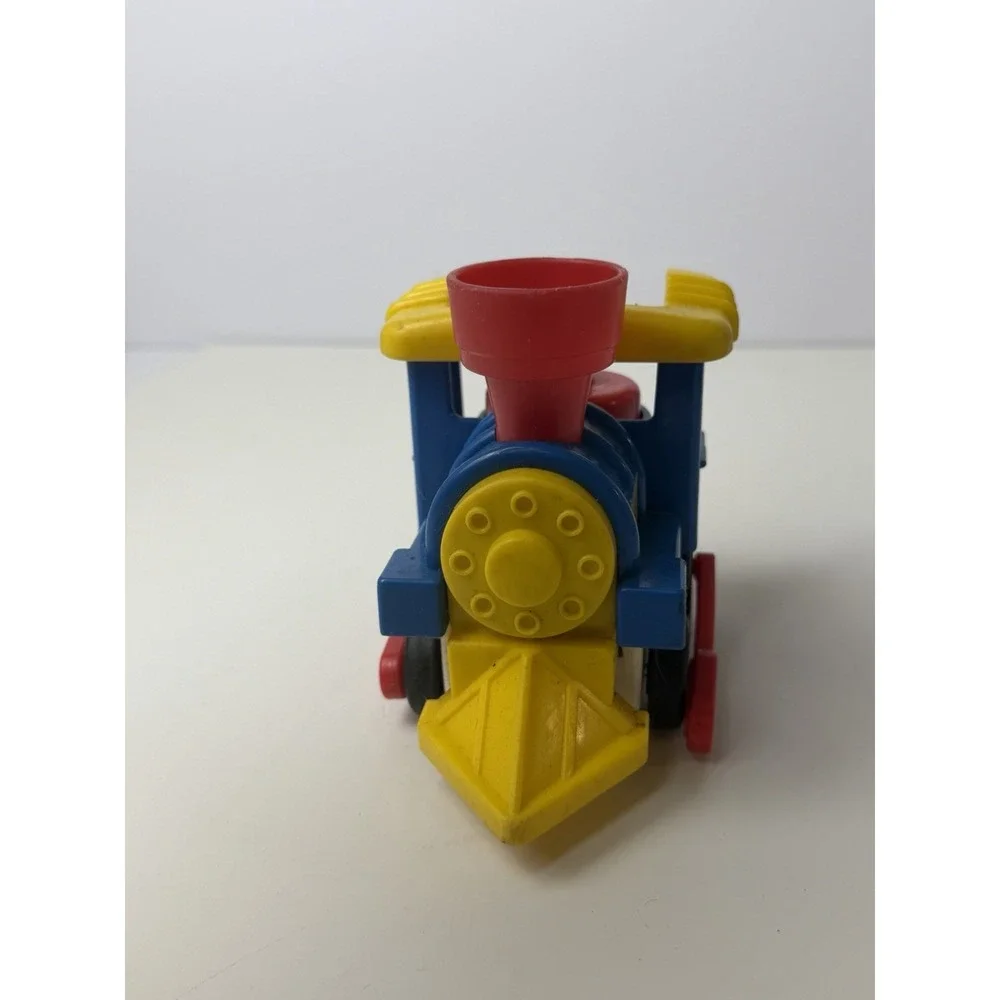 Fisher Price Little People 1991 Circus Train Engine Locomotive